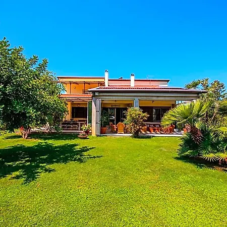 Tigli Luxury 4* Martinsicuro
