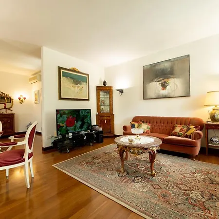 Bed and Breakfast Tigli Luxury 4*