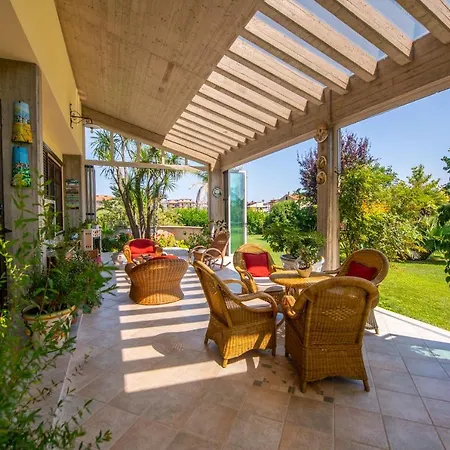 Tigli Luxury Bed and Breakfast 4*