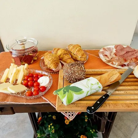 Bed & Breakfast Tigli Luxury Martinsicuro