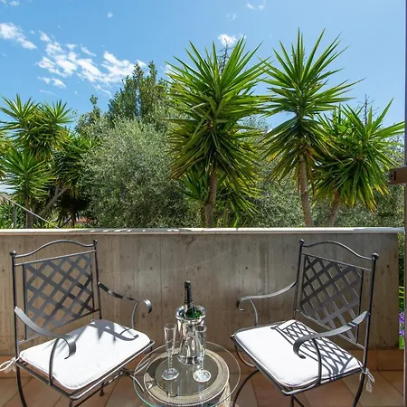 Bed & Breakfast Tigli Luxury Martinsicuro